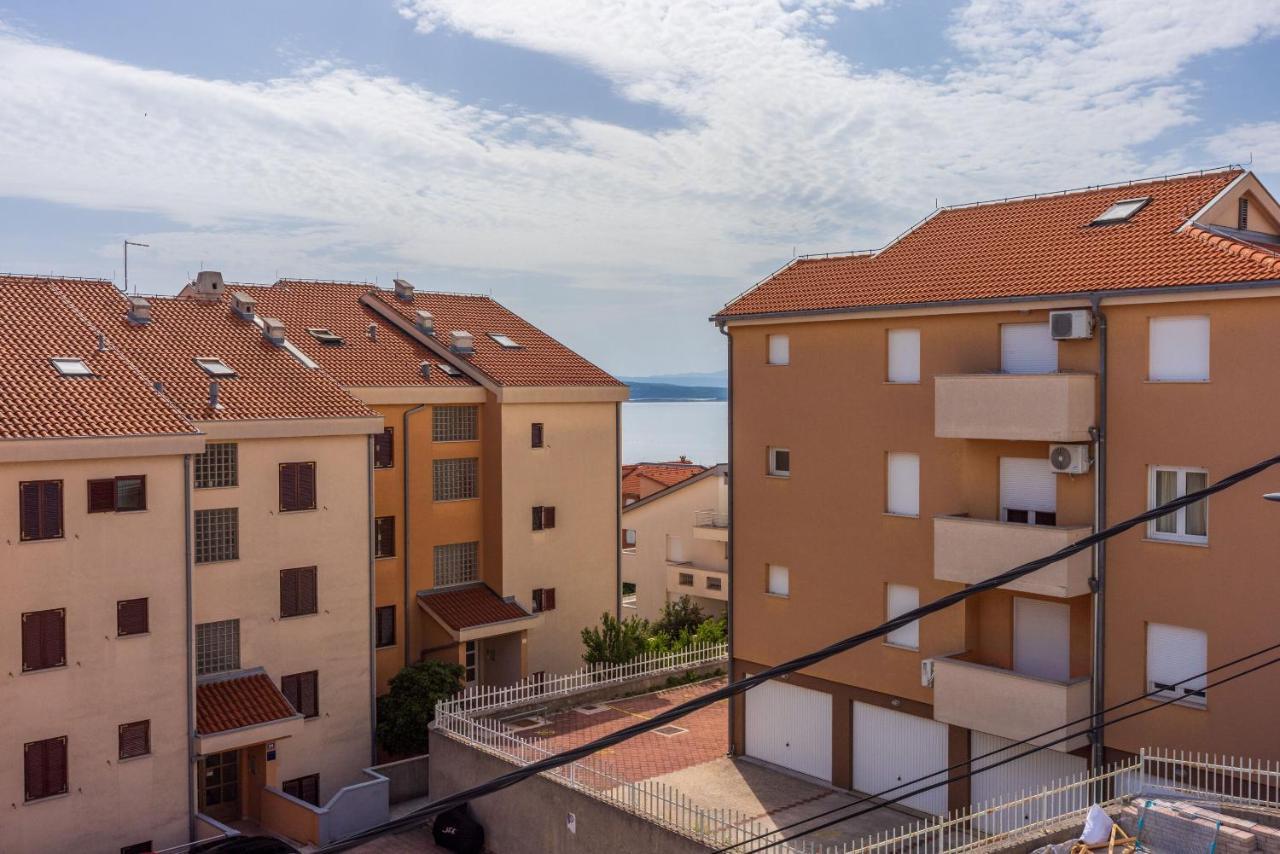 Apartments Mirela Crikvenica Extérieur photo